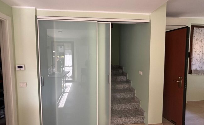 Sostituzione porta a Lissone